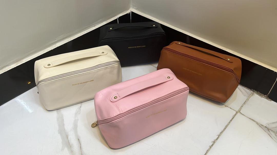 Luxury Makeup Handheld Aesthetic Large Bag Organizer